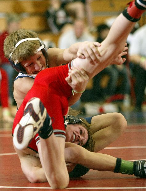 js021409MACDistrictWrestling